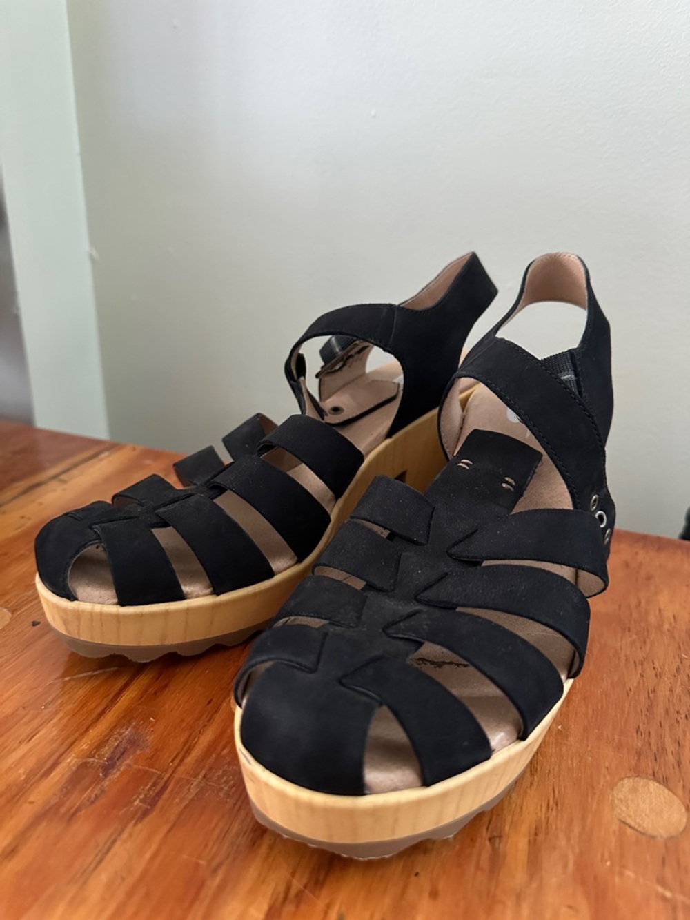 Dr. Scholl's Black Strappy Clog Sandals with Wood-Look Platform